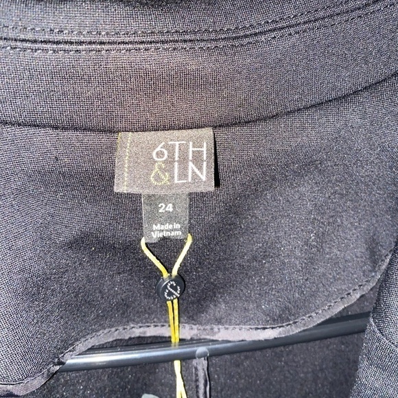 NWT 6th & LANE BLACK SUBSTANTIAL BLAZER SIZE 24 - Picture 4 of 10